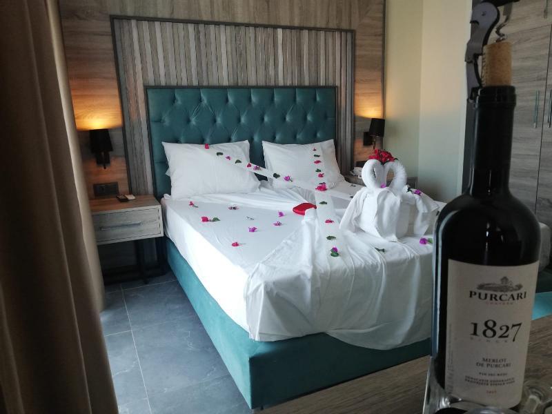Rodinn Park Hotel Antalya Ngoại thất bức ảnh